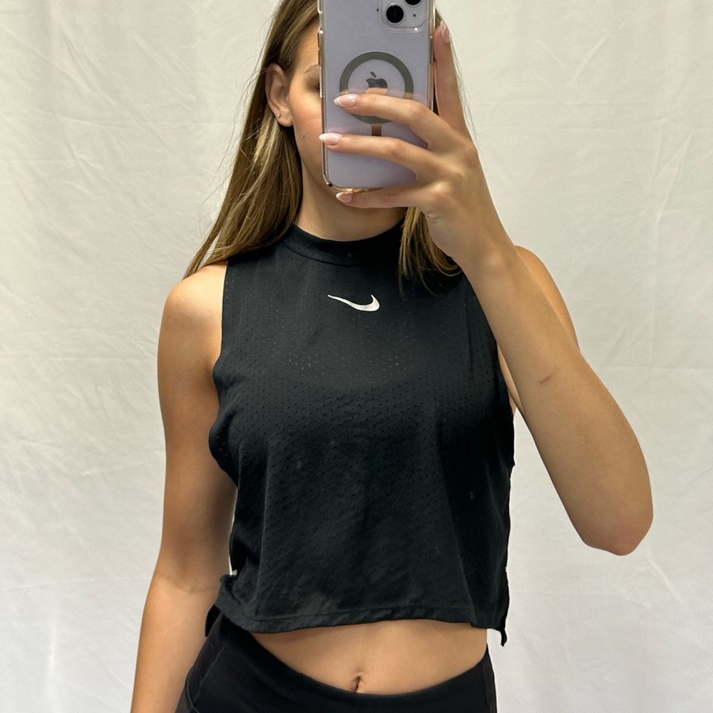 Nike crop tank